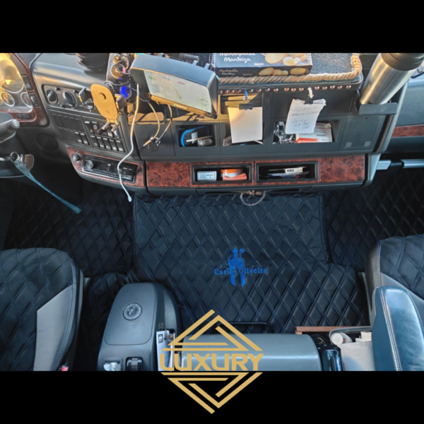 Personalized set (seat covers - combination of eco leather/microfiber & floor mats - eco leather) - Image 4